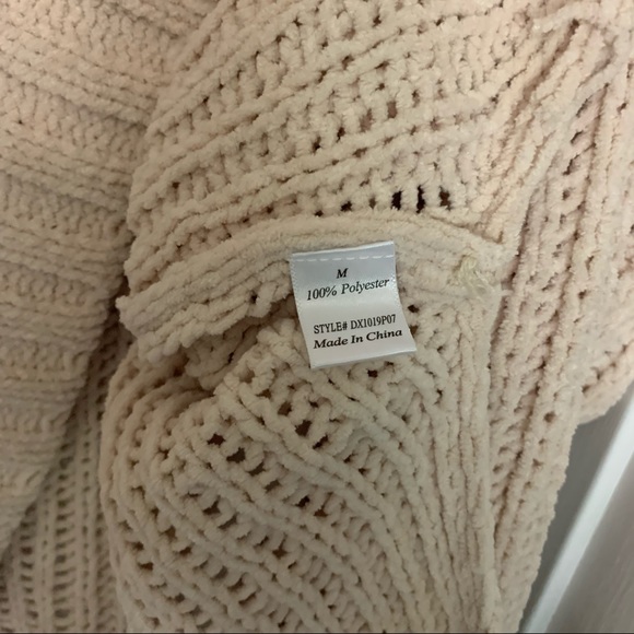 Plush V-neck sweater - Picture 3 of 3